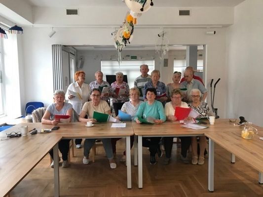 Senioralny Hymn o "Bazie"