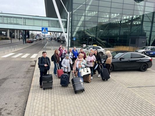 Uczestniczki CIS i CUS podczas tygodniowych warsztatów w Granadzie w ramach projektu Erasmus Adult .