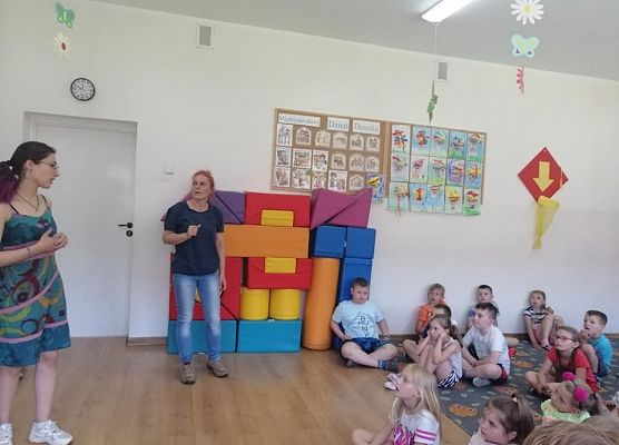 Warsztaty w świetlicach szkolnych organizowane przez Stowarzyszenie EDUQ! grafika