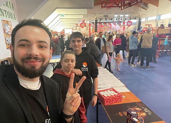 Wolontariusze Lokalni grafika