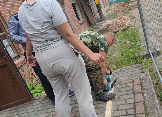 Warsztaty rękodzielniczo-porządkowe w Centrum Integracji Społecznej grafika